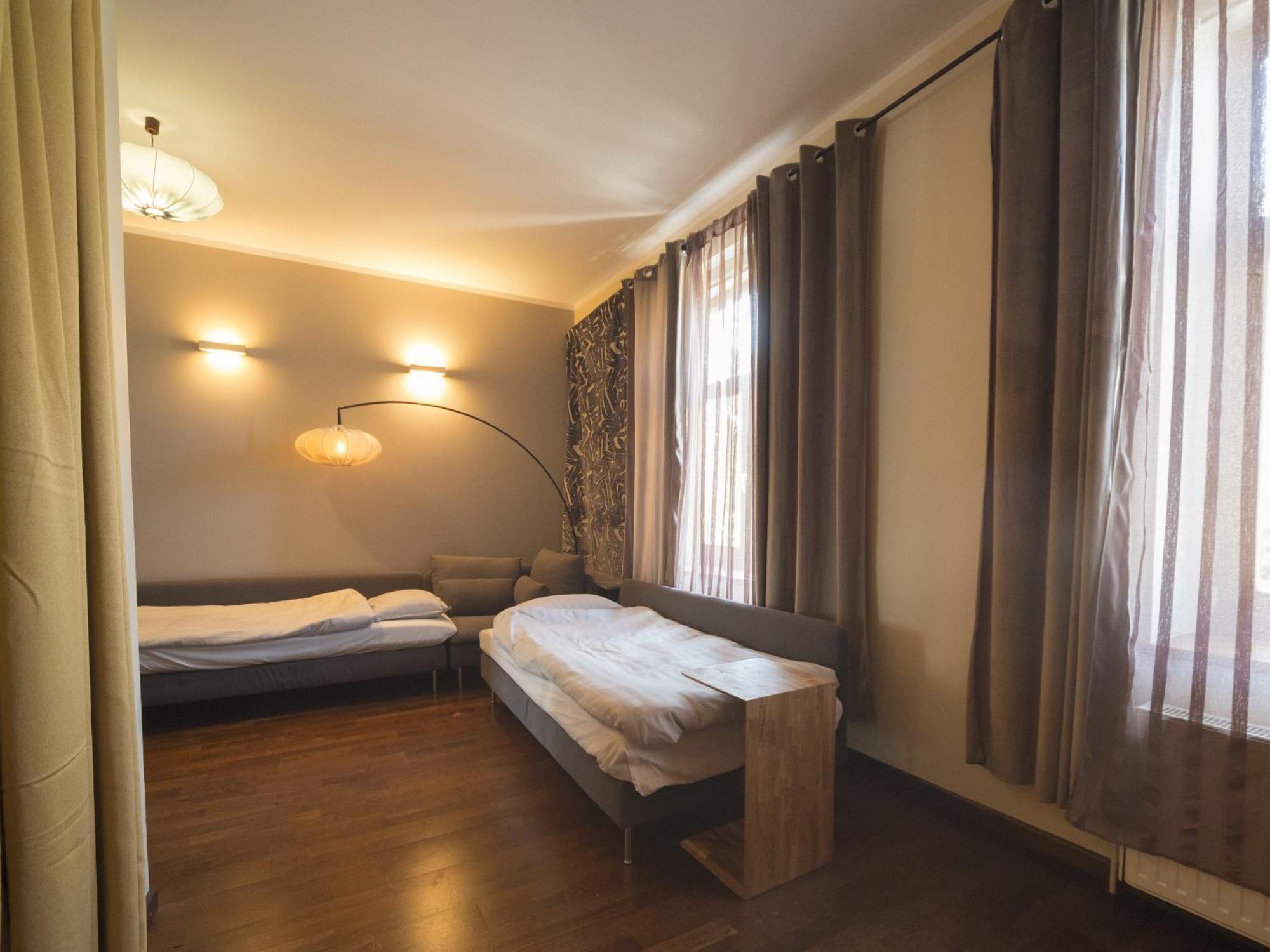 Midcentury Modern, Quiet, 40M Studio With Bath Riga Luaran gambar